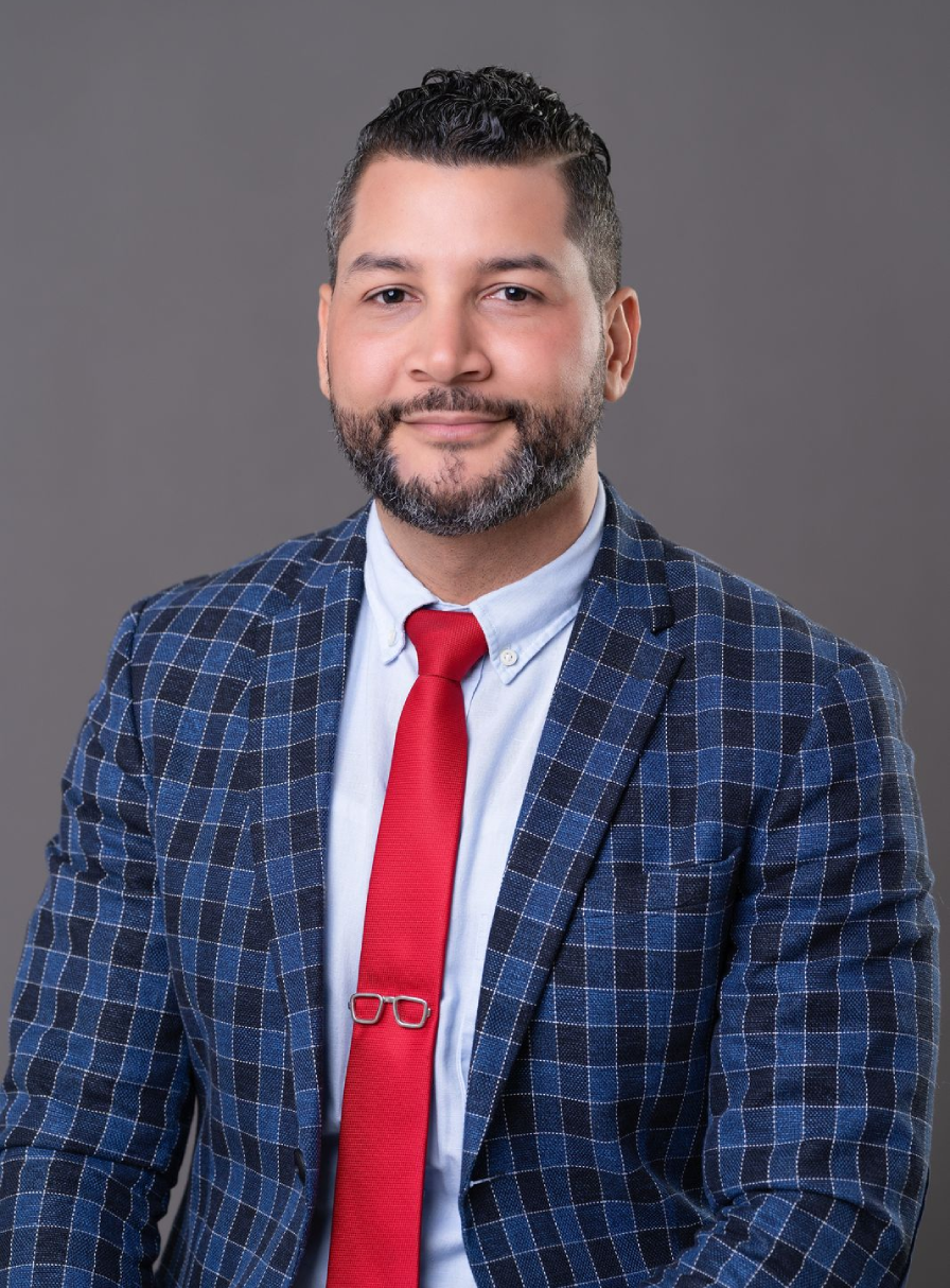 Dr. Yoiner Cedeño R.